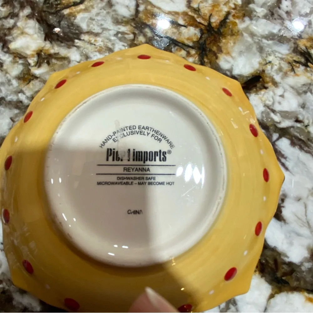 2 small decorative plates from Pier 1 imports